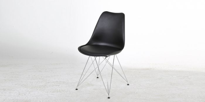 Bar chair with plastic surface, leather seat