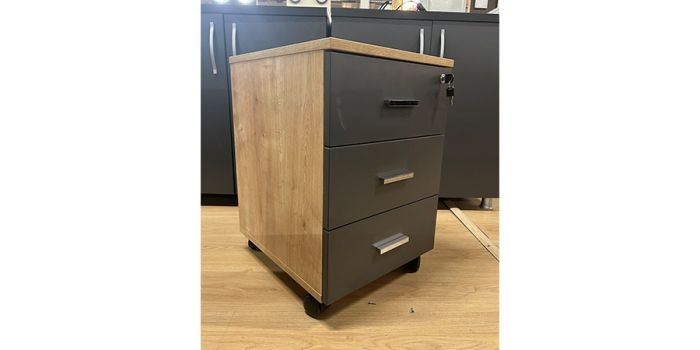 საოფისე ტუმბო STANDARD